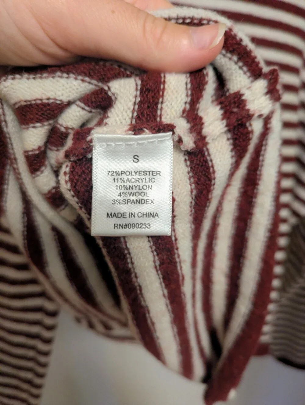 Your Favorite by PacSun Georgia rolled button front cardigan size small